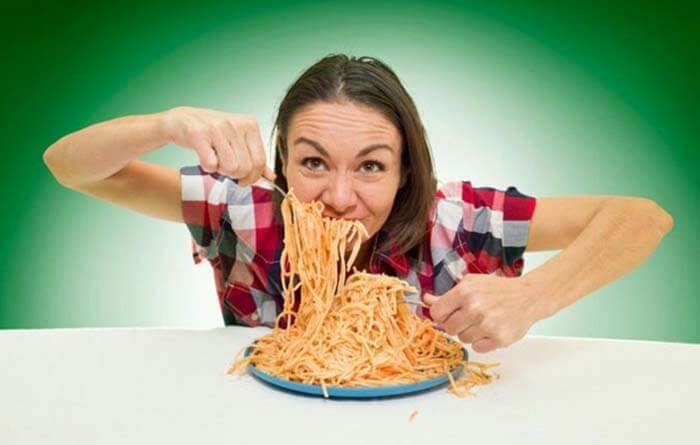 Самое быстрое поедание тарелки спагетти 